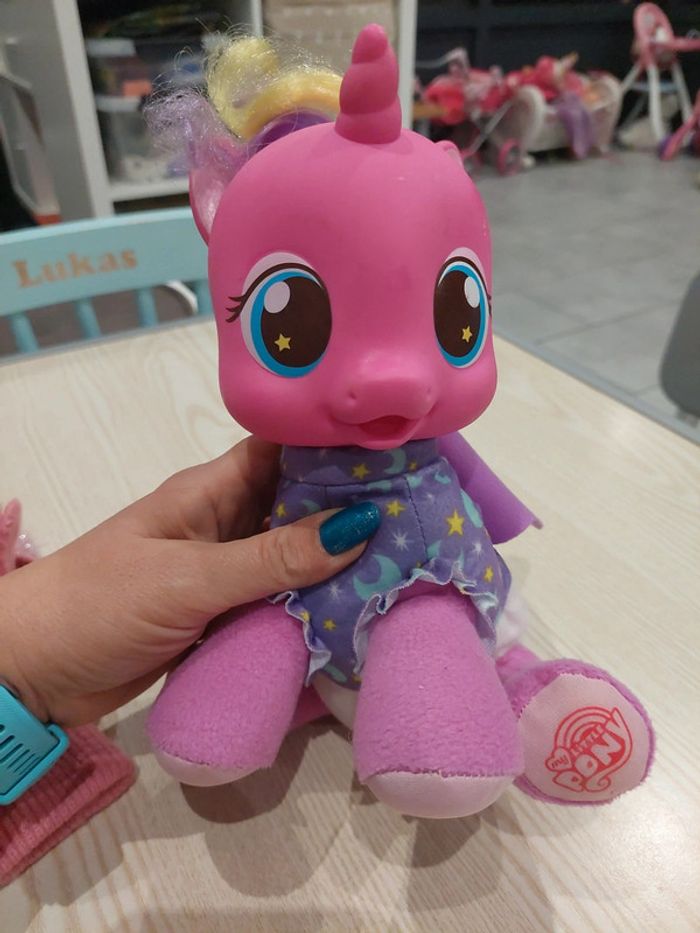 My Little Pony ensemble gant et bonnet -peluche interactive - photo numéro 6