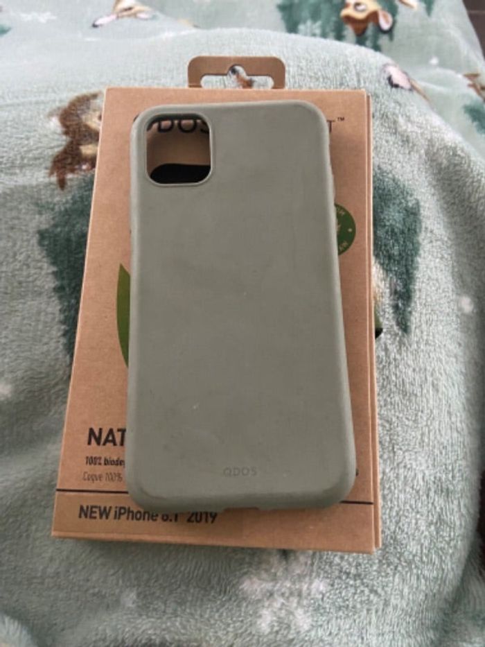 Coque verte iPhone 11