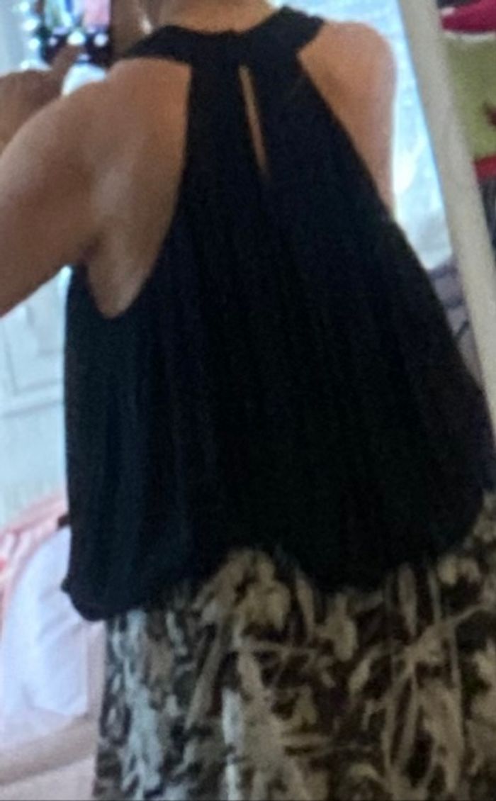 Haut chic en organdi pour les fêtes de fin d’année - photo numéro 3