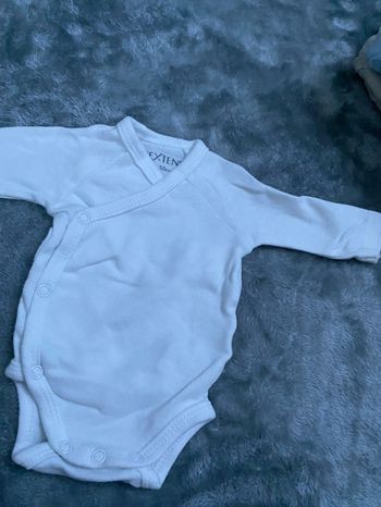 Lot bodies naissance