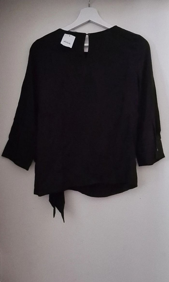 Haut noir - photo numéro 2