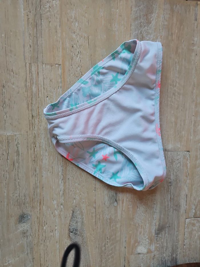 Maillot de bain/ bikini fille sirene marque Disney princess  taille 4-5 ans - photo numéro 5