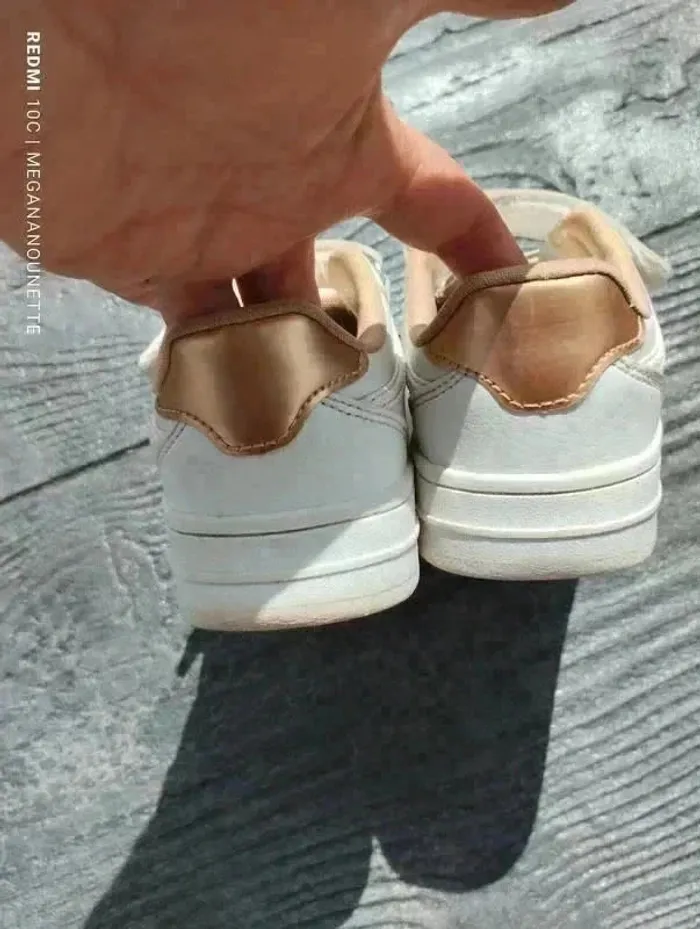 👟Baskets sneackers à plateforme blanche et doré Pointure 27 UNYK - photo numéro 3
