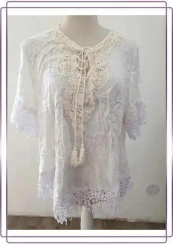 Haut blanc large taille S/M, très bon état