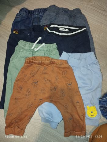 Lot pantalons/jogging 9 mois 