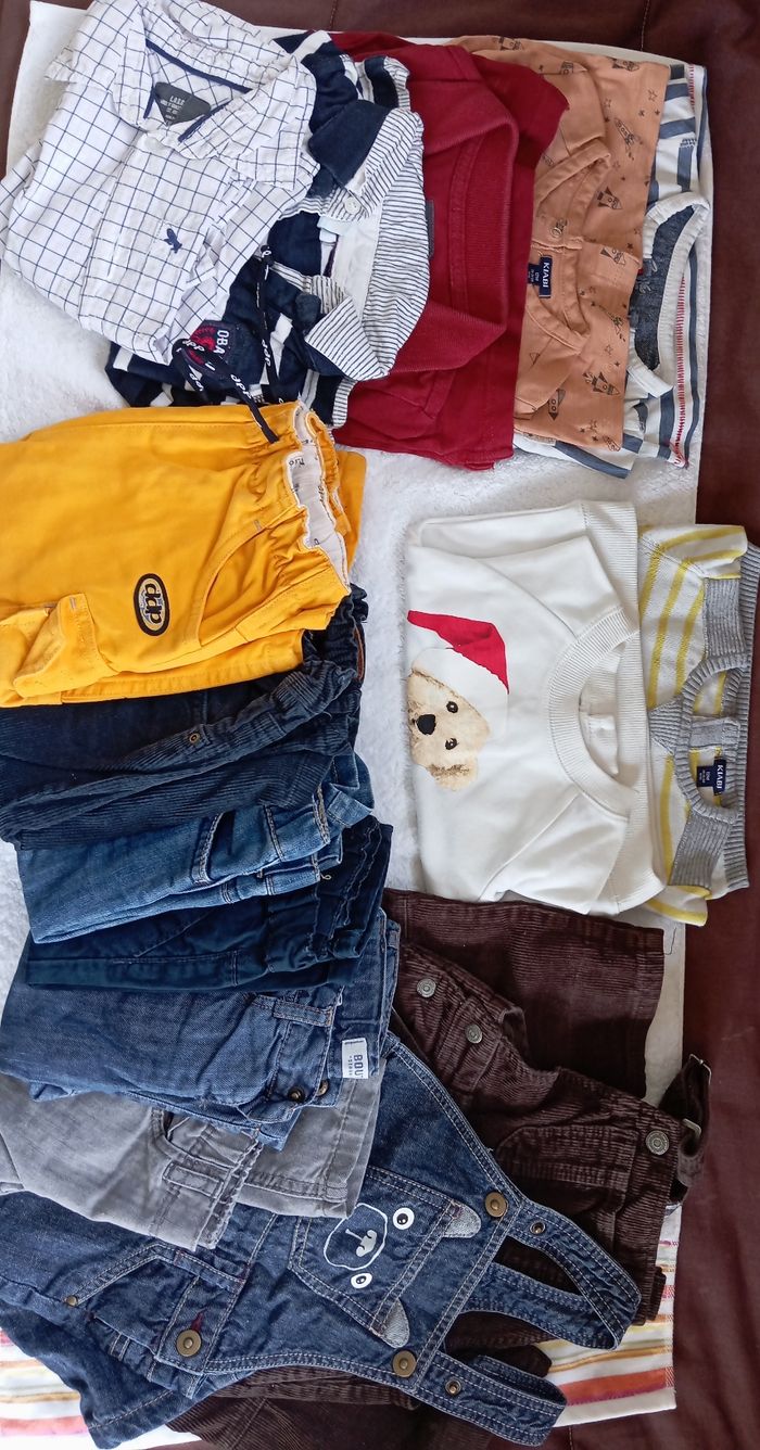 Lot vêtements garçon taille 12 mois