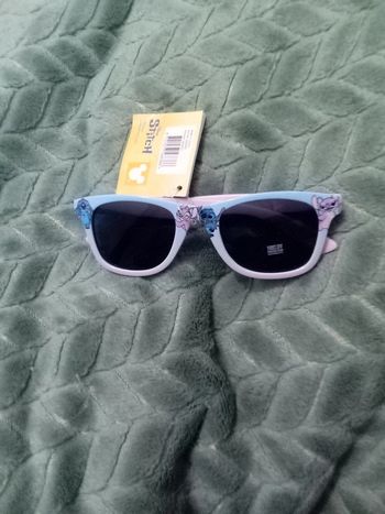 Lunettes de soleil stitch
