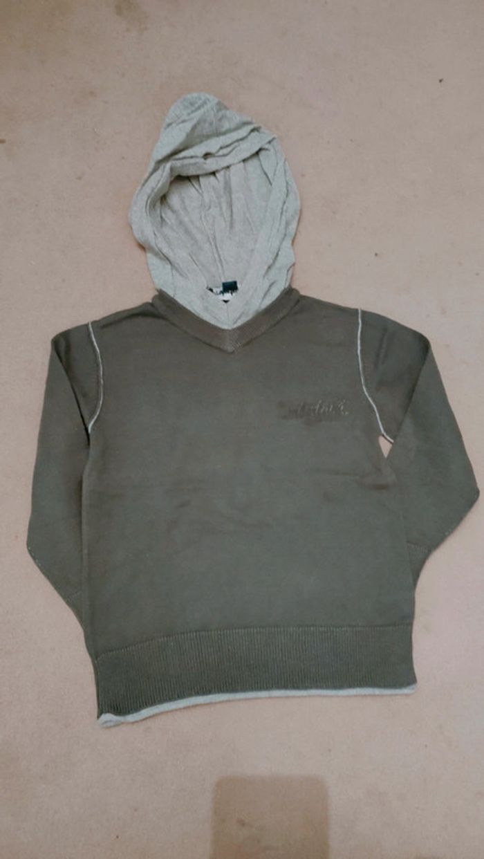 Pull a capuche