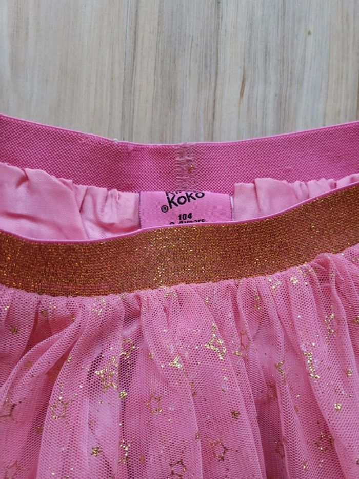 Jupe couleur rose taille 4 ans. - photo numéro 3