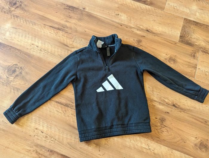 Sweat adidas