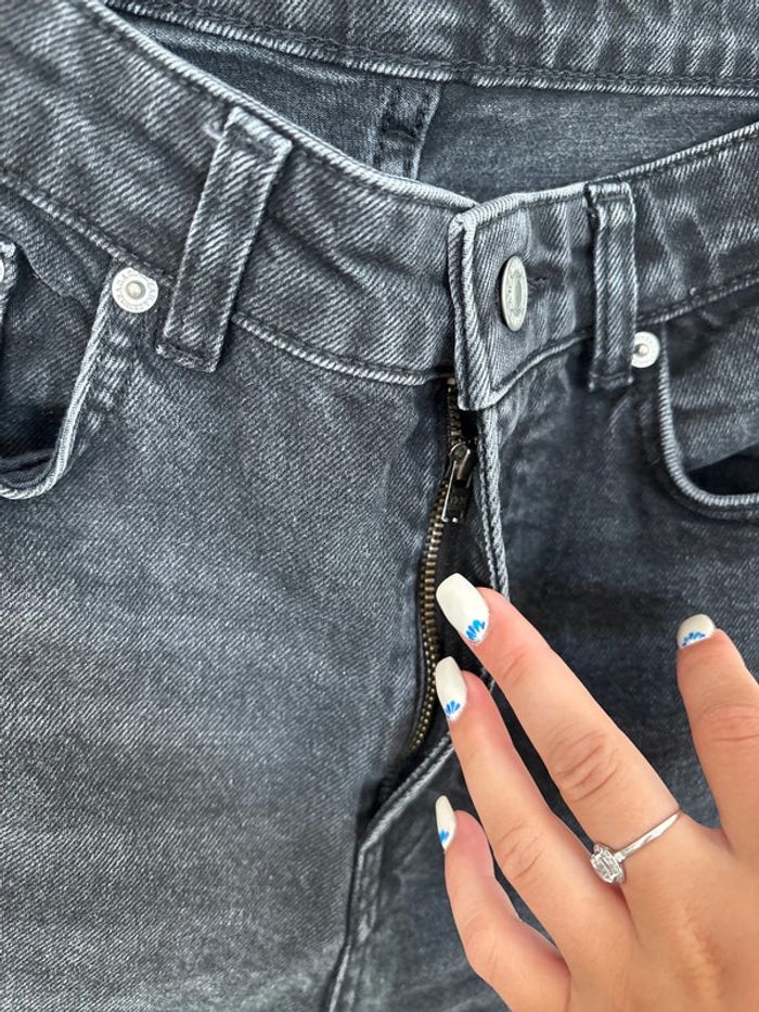 Jean noir zara taille 38 - photo numéro 3