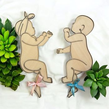 Silhouette bébé en bois