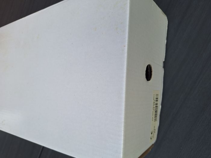 Chaussures de sécurité basses neuves pointure 43 - photo numéro 8