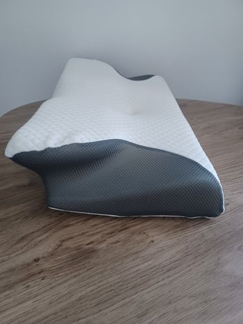 Oreiller ergonomique à mémoire de forme 