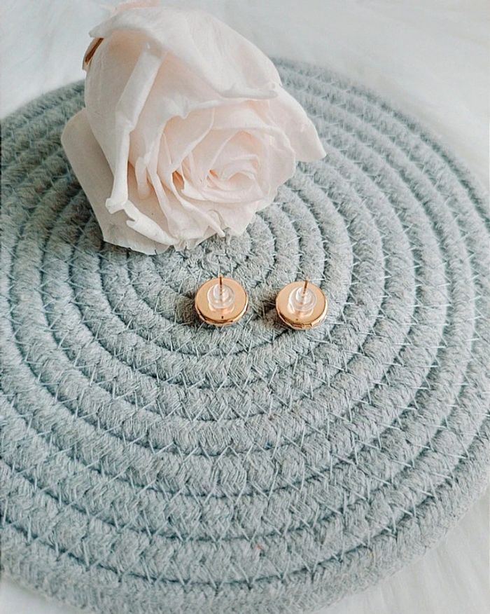 💐 Très jolie paire de boucles d'oreilles neuves 💐 - photo numéro 4