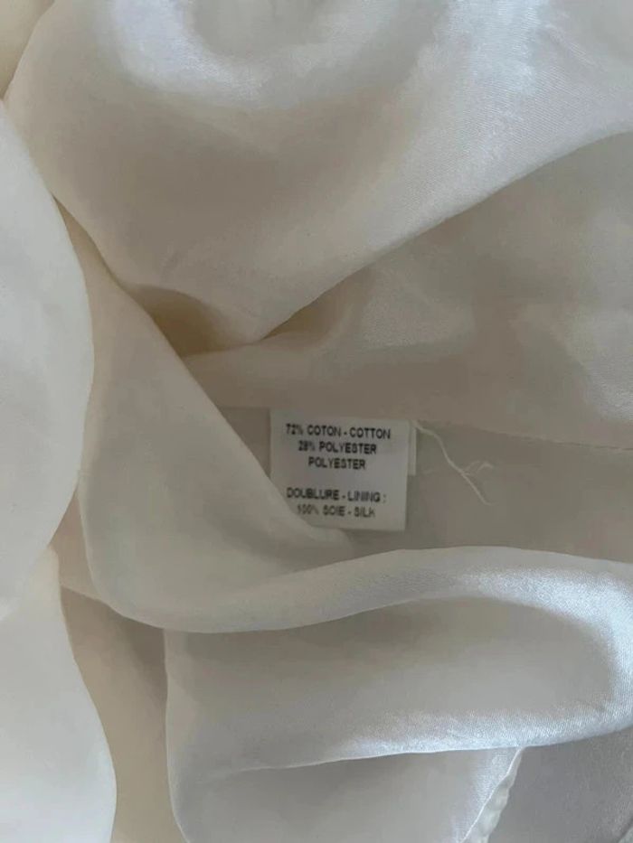 Robe courte blanche doré lumineuse décolleté lacet Barbara Bui – Taille 38 – Très bon état - photo numéro 7