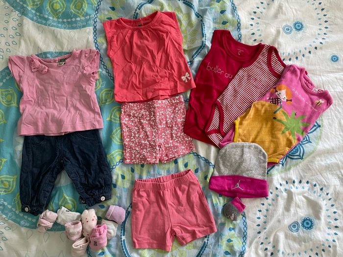 Lot vêtements fille 3 mois