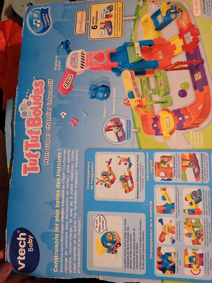 Tut tut bolides le chantier et le le train