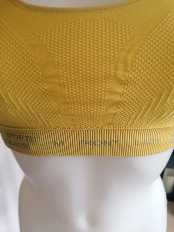 Brassière sport crivit M - photo numéro 2