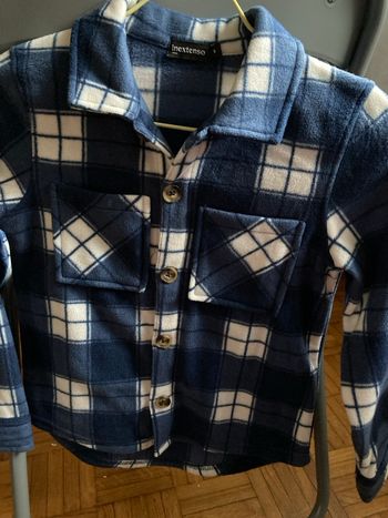 Sur chemise chaude à carreaux 