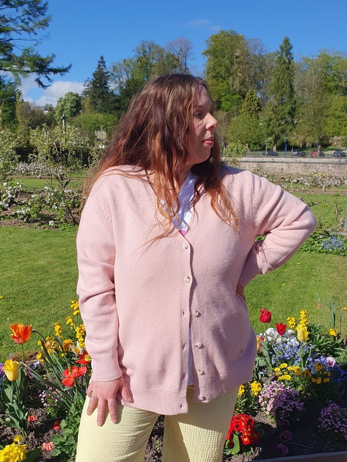 Gilet boutonné Calais rose poudré
Taille 3XL/4XL