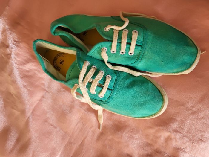 sneaker toile verte t 36