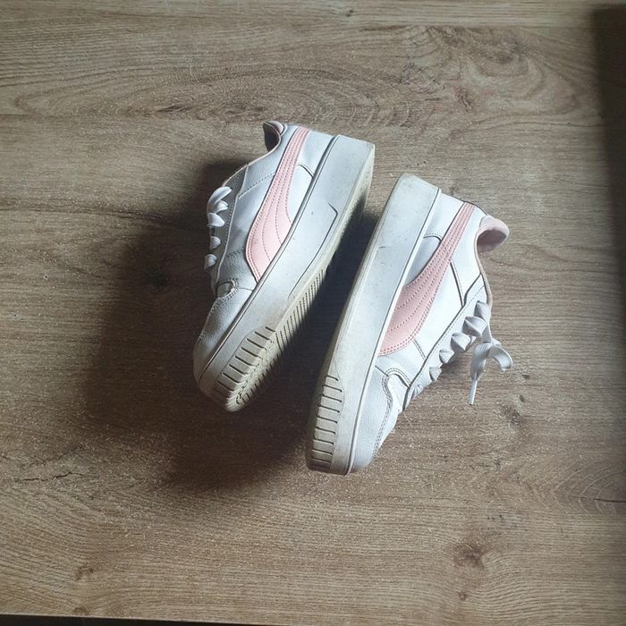 💜 Baskets Puma
Carina Blanc & Rose
Pointure 38 #emyfleury_pointure38femme - photo numéro 11