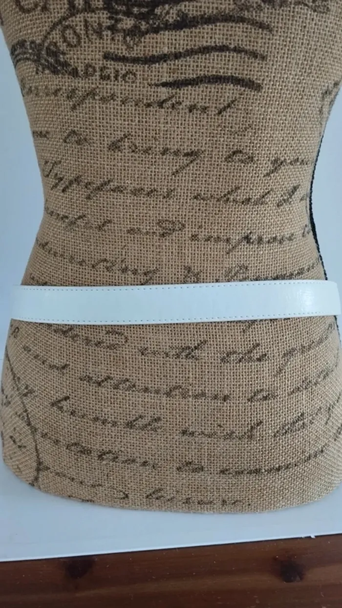 Ceinture blanche boucle rectangulaire argenté 90 cm - photo numéro 5