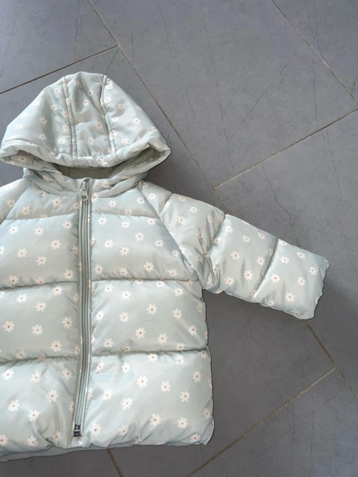 Doudoune verte fleuri 6 mois - photo numéro 3