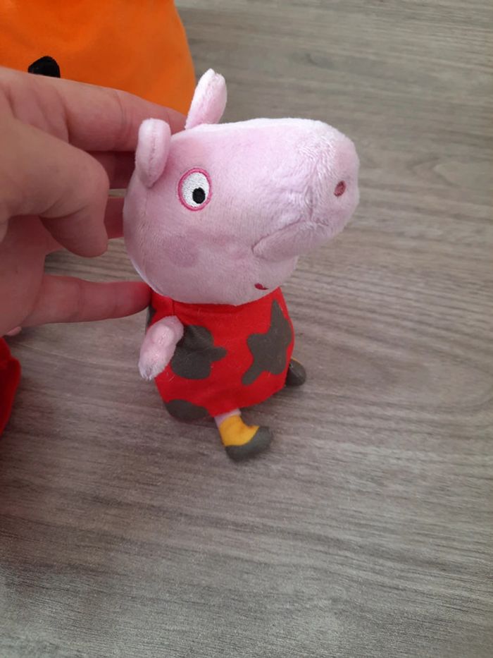 Peluche peppa - photo numéro 2