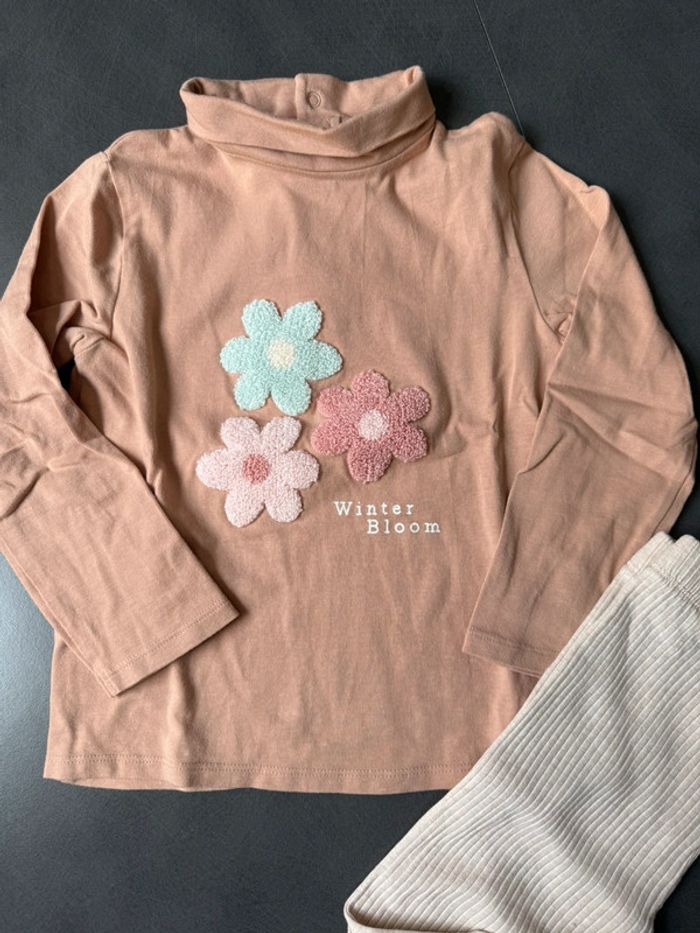 Ensemble 2 pièces t shirt / legging 36 mois - photo numéro 3