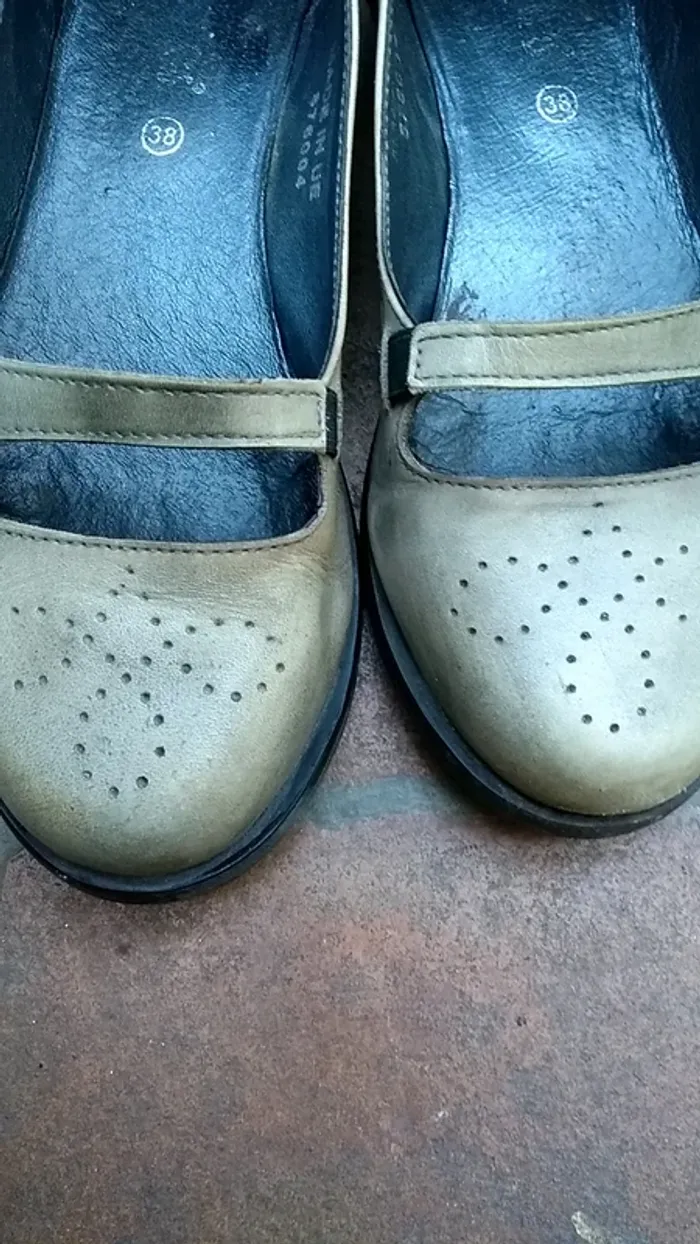 Chaussures Kickers 38 - photo numéro 3