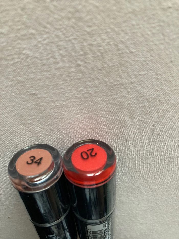 Rouge à lèvres - photo numéro 2