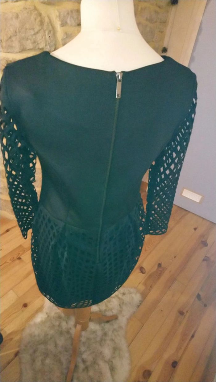 Superbe robe très originale Kookai taille M soit 38/40 - photo numéro 8