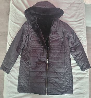 Doudoune mi-longue noir réversible Bréal taille 40