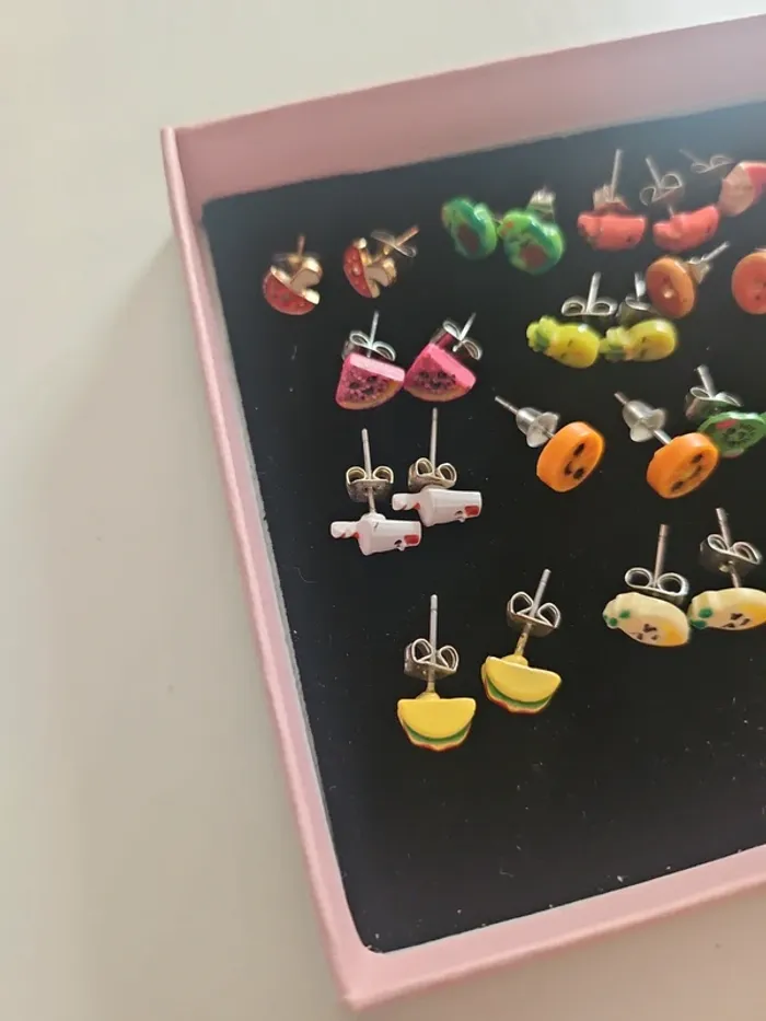 Lot de 14 paires de boucles d'oreille aliments Claire's - photo numéro 2