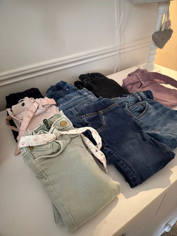 Lot 10 jeans 18M - photo numéro 2