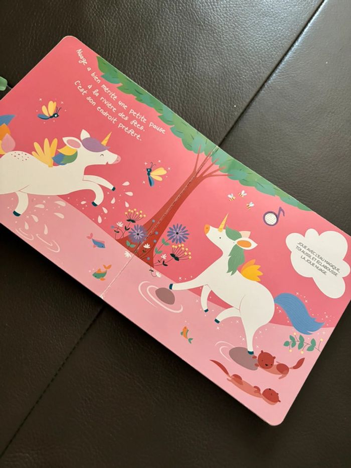 Livre musical licorne - photo numéro 6