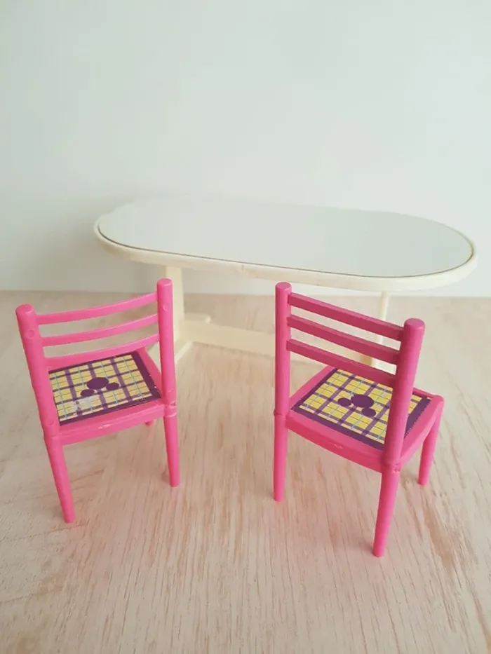 Table d'anniversaire de princesses Barbie - photo numéro 13