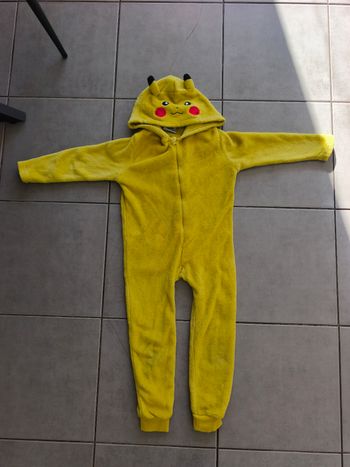 Pyjama Pikachu