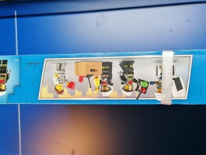 LEGO City L’unité de commandement des pompiers  neuf et emballé idéal pour cadeau de Noël - photo numéro 2