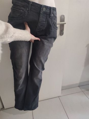 #kytie46homme. Jeans taille 46