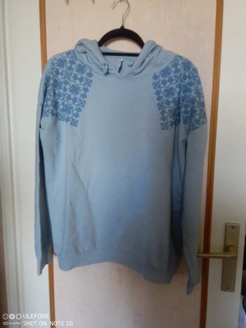 Sweat taille L