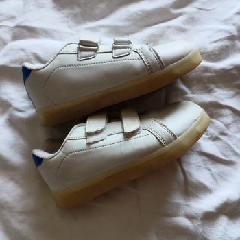 Baskets blanches unisexe 31