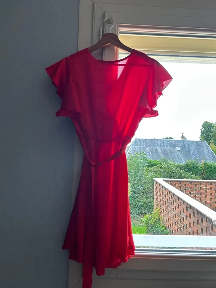 Robe élégante - photo numéro 2