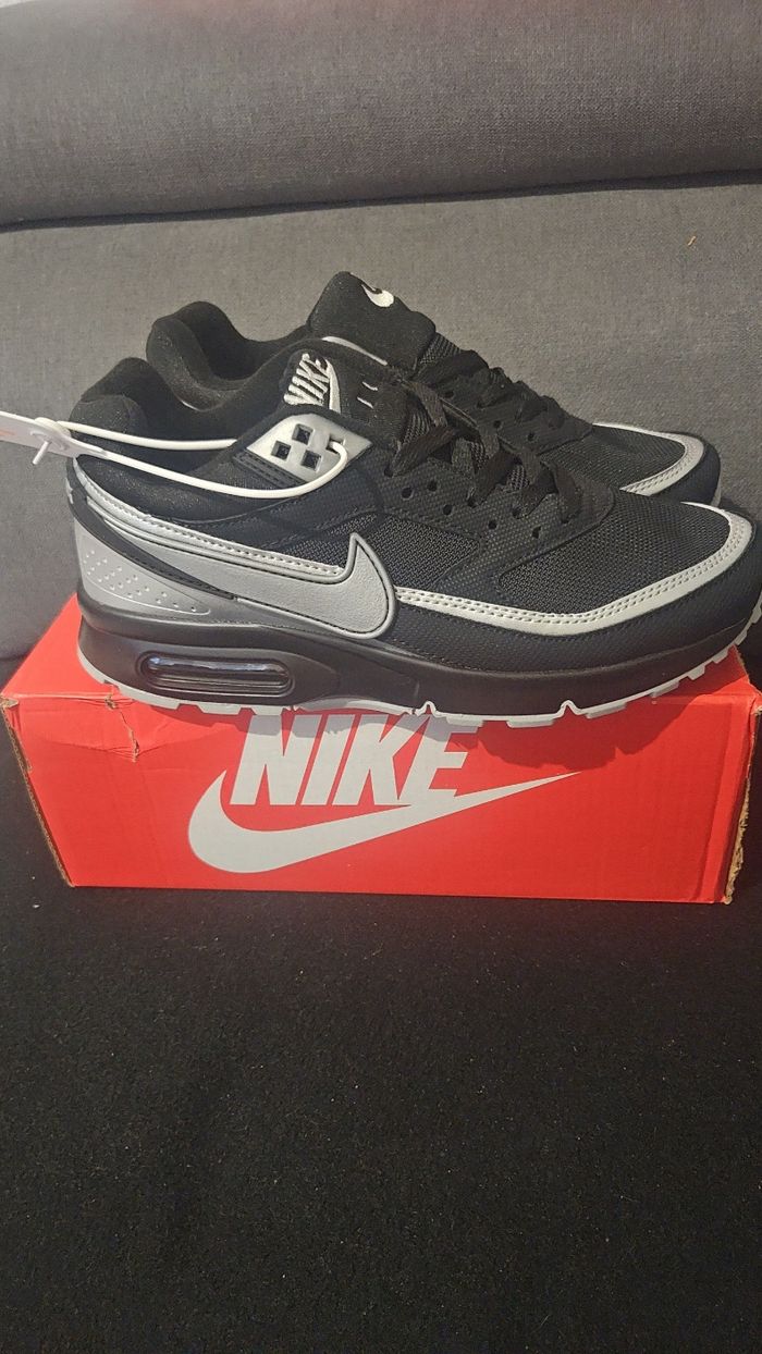Basket air max classic BW neuf - photo numéro 2