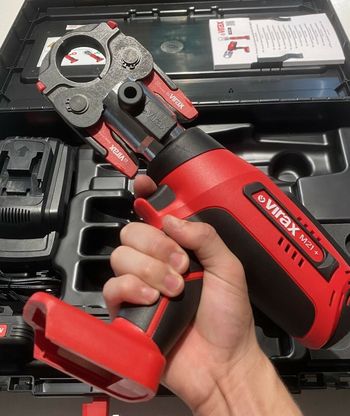 Sertisseuse Virax Viper M21+ avec Inserts en excellent état à 400€