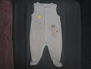 Ensemble, taille: 3/6 mois à 0,50 EURO
