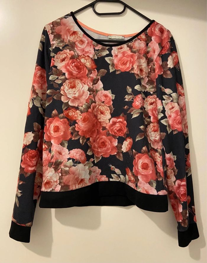 Sweat a fleurs - photo numéro 3