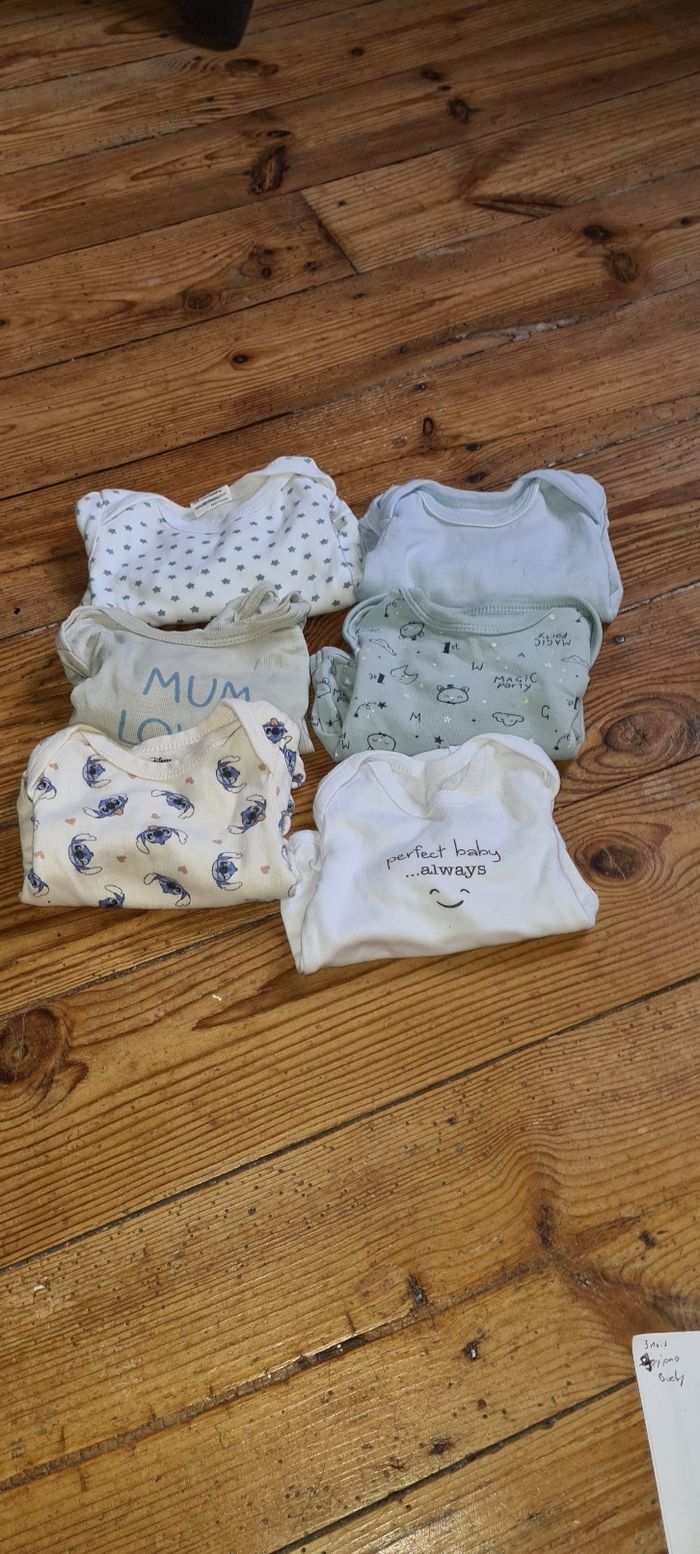 Lots de vêtements 3 mois - photo numéro 8